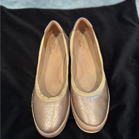 Clarks Women's Serena Kellyn Slip On Shoes in Metallic - Size 8.5 - Picture 3 of 7